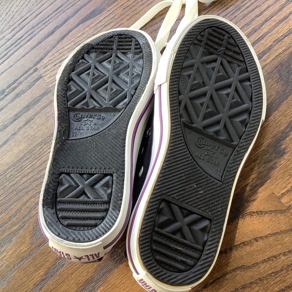 Converse All Star Shoes Girls Size 11 Sneakers Black Purple Fold Back Tongue - Picture 4 of 7